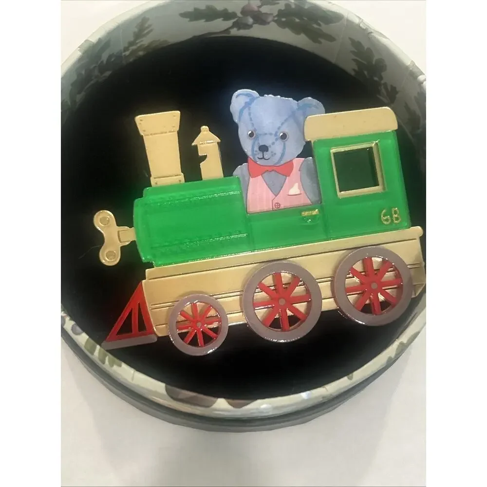BNIB Erstwilder Fleur Harris Bear Station brooch Magic Faraway Tree Enid Blyton